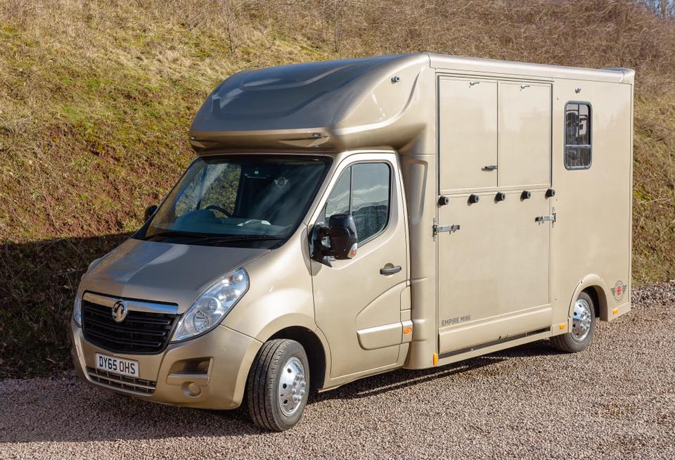 empire mini Horsebox